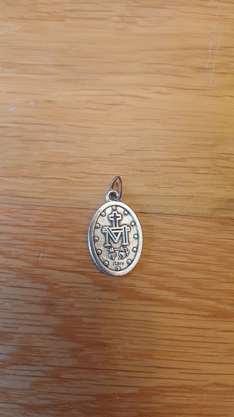 Ciondoli: Marien-Medaillon Anhänger – Usato da Neftenbach venduto da QuiQuo 2
