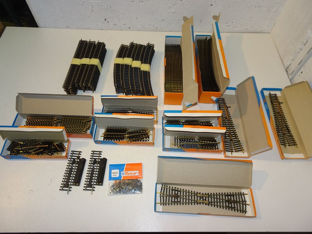 Ü 100 Roco Schienen Gleis Weichen Set HO (Neu (gemäss Beschreibung)) in ...