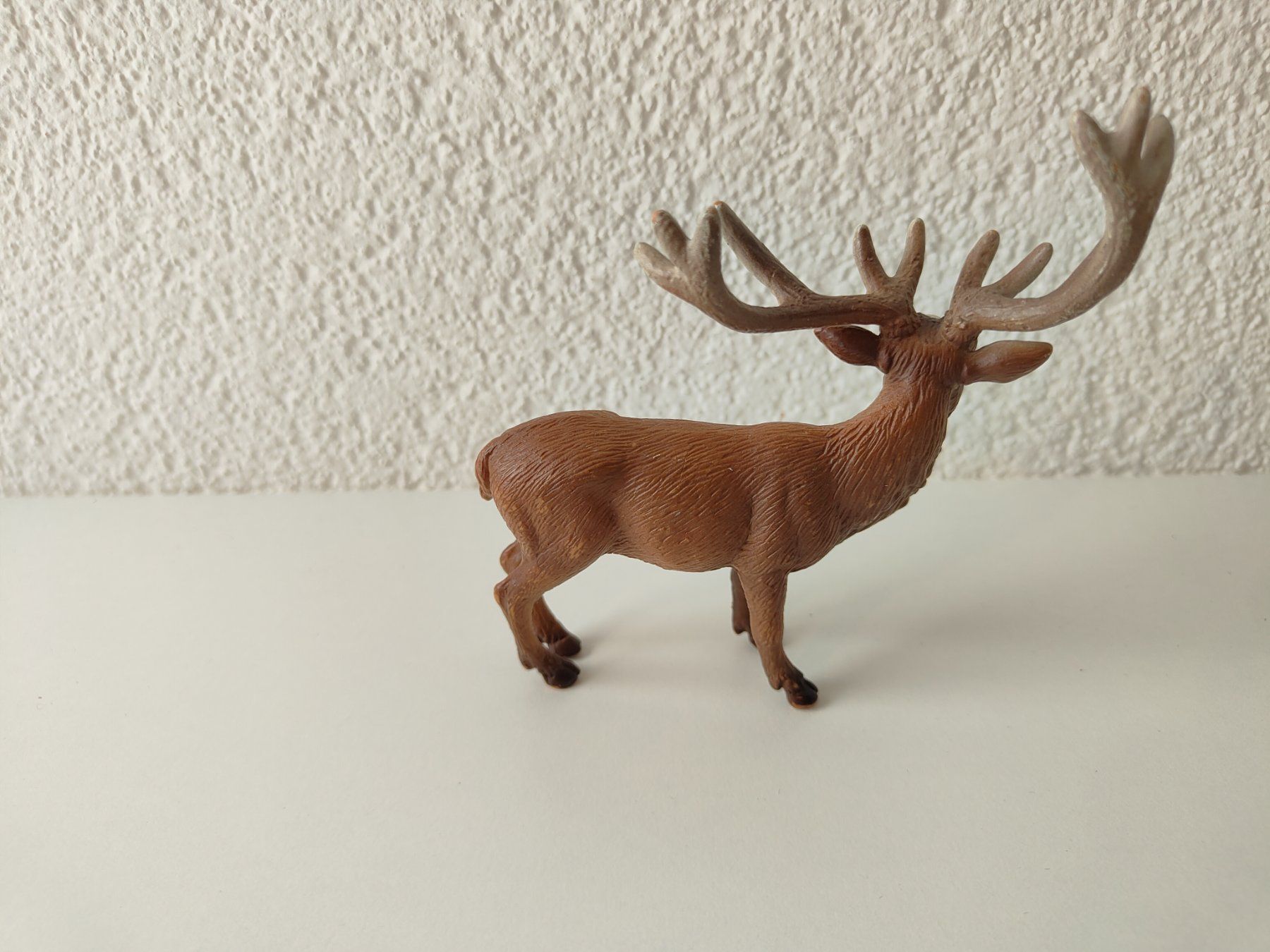 Schleich Statuette: Schleich Hirsch Rothirsch 2002 Reh Rehe Waldtiere Sammlung – Usato da Thalwil venduto da FigurenFreunde 1