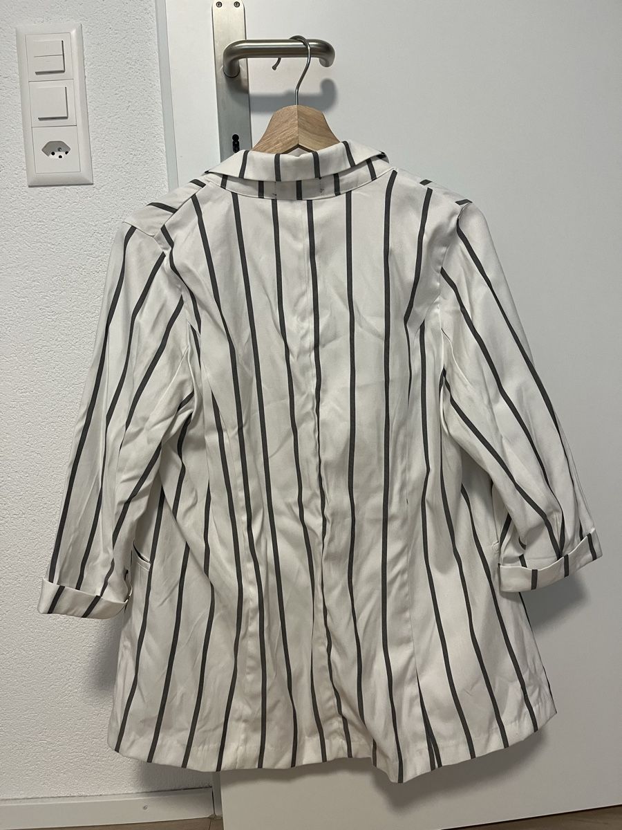 Giacche: Blazer weiss gestreift M neu – Nuovo (secondo la descrizione) da Birrwil venduto da vanyboo 2