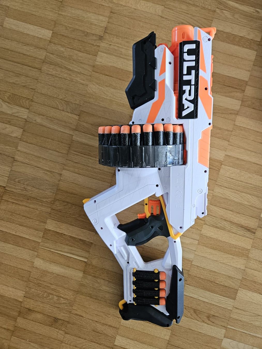Nerf Jouets: Nerf Ultra One Blaster guter Zustand – D'occasion à Root par Banschanumi