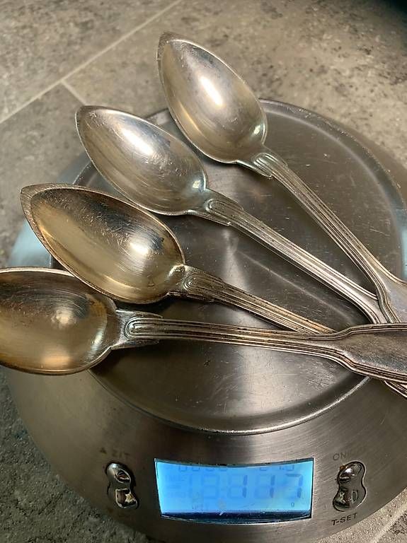 Cucchiai: cuillères en argent avec écrin  – Usato da Lussery-Villars venduto da Nini65 4