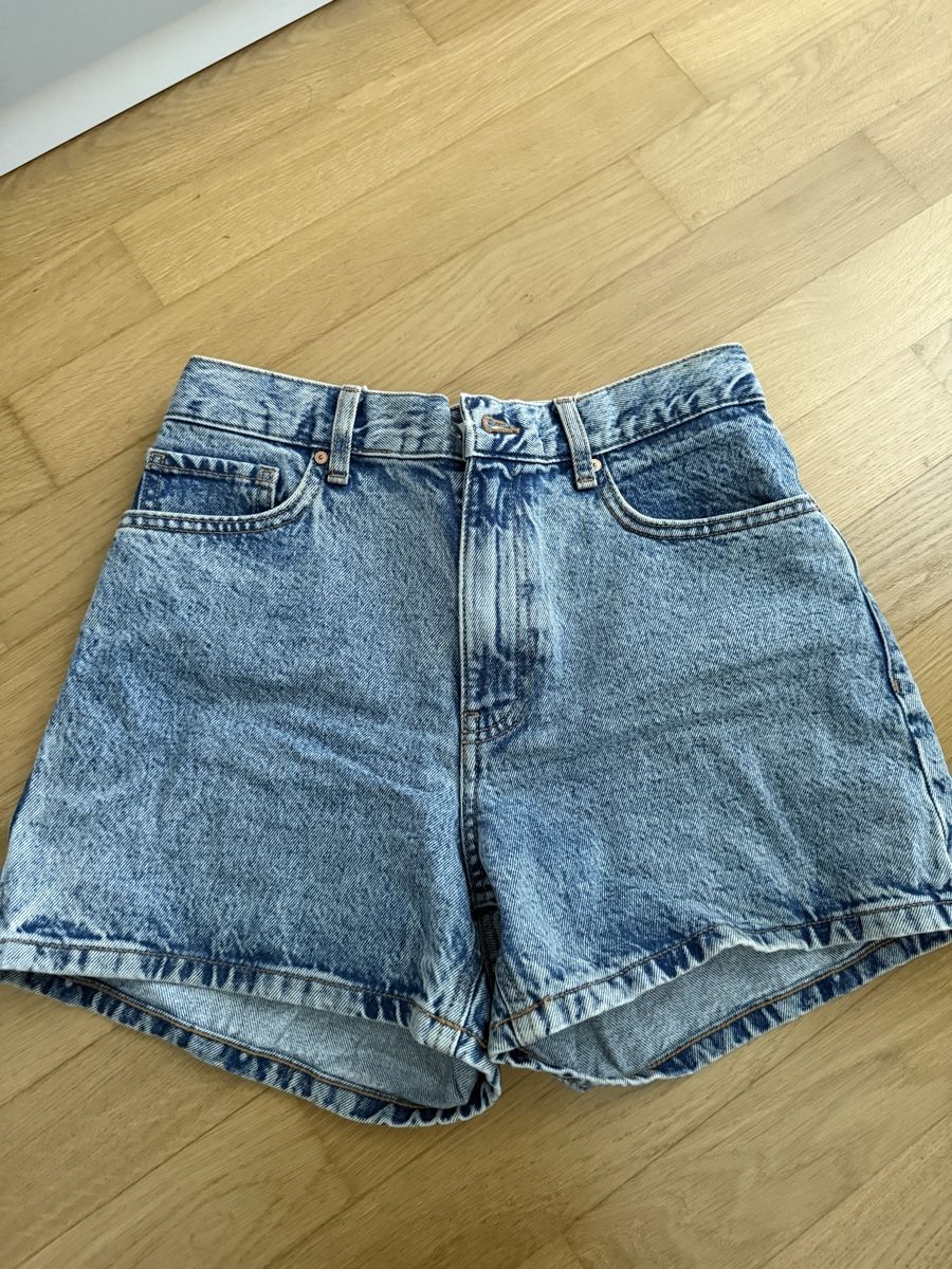 Mango Pantaloni: 3 Mango Shorts, Denim, Gr. 36 - – Usato da Hägendorf venduto da Mocca72 3