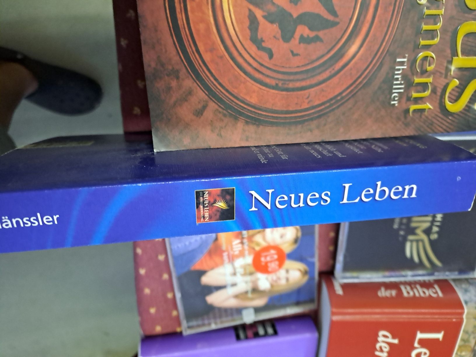 Libri: Neues Leben: Bibel, leicht verständlich – Usato da Zürich venduto da Schoebi19 2