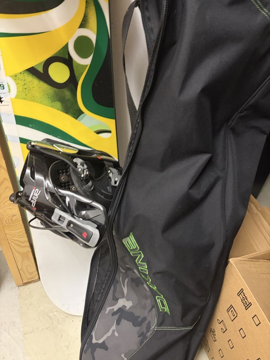 Board: Snowboard Burton Custom avec chaussures  – Usato da Pully venduto da ari_78pk 4
