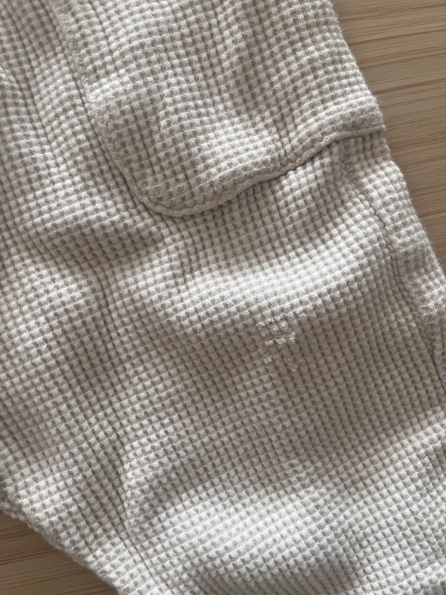 H&M Pantaloni: Pantalon bébé H&M léger, taille 86 – Usato da Cossonay-Ville venduto da Venusa09 2