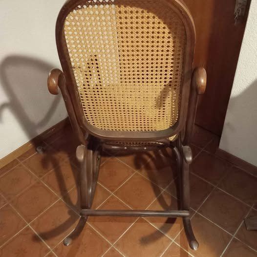 Thonet Sedie: Schaukelstuhl Vintage Thonet-Stil – Usato da Hochwald venduto da motowear-secondhand 8