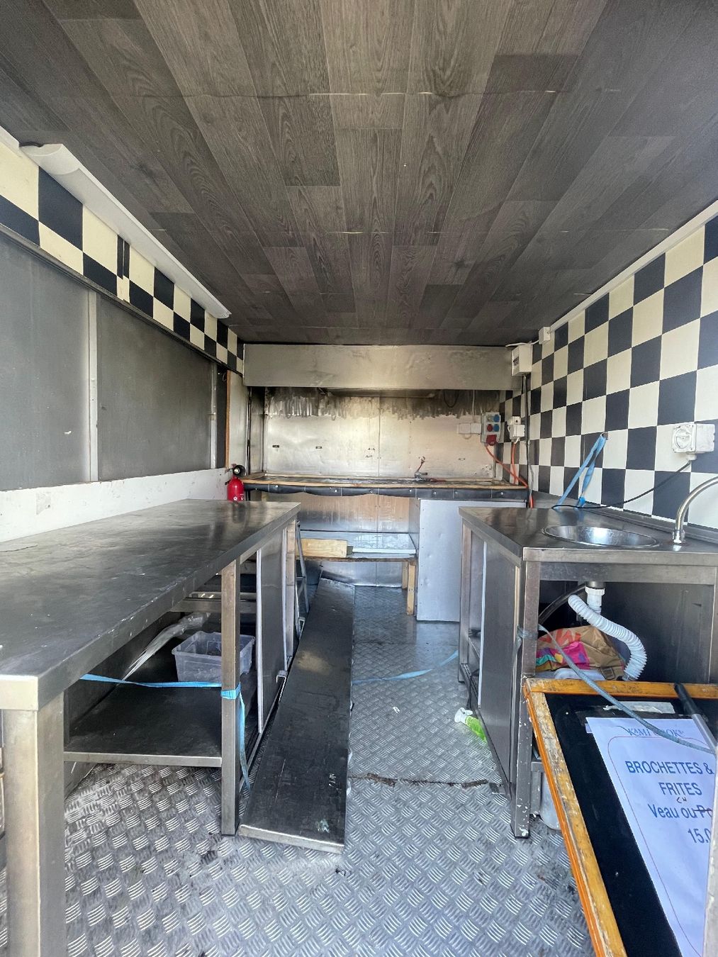 Peugeot Nutzfahrzeuge: COOLER FOODTRUCK! – Gebraucht aus Merlischachen von simplestuff123 2