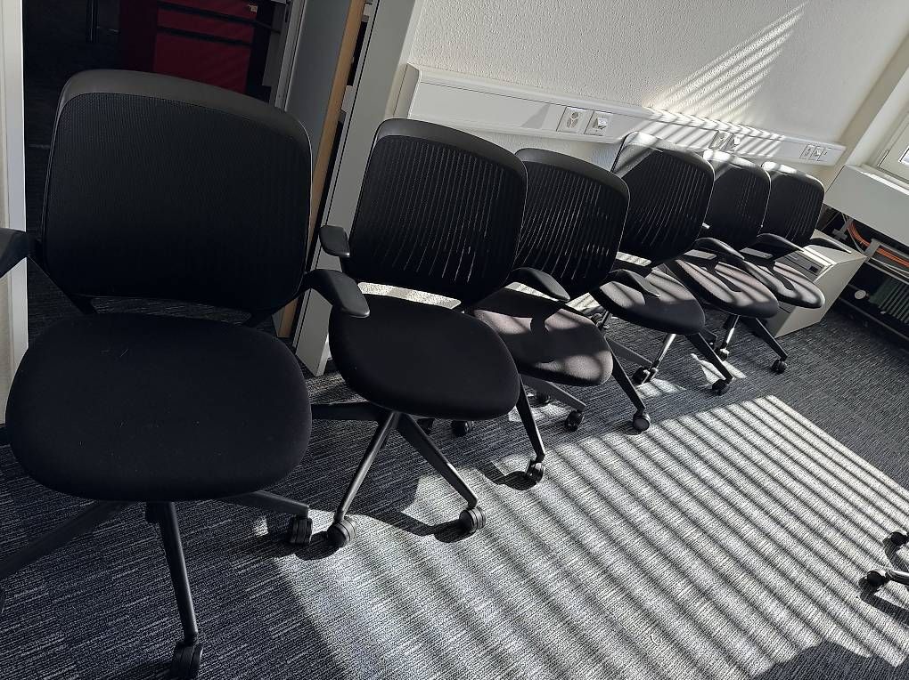 Sedie: Büro Stühlen  – Usato da Aesch BL venduto da Onir.c
