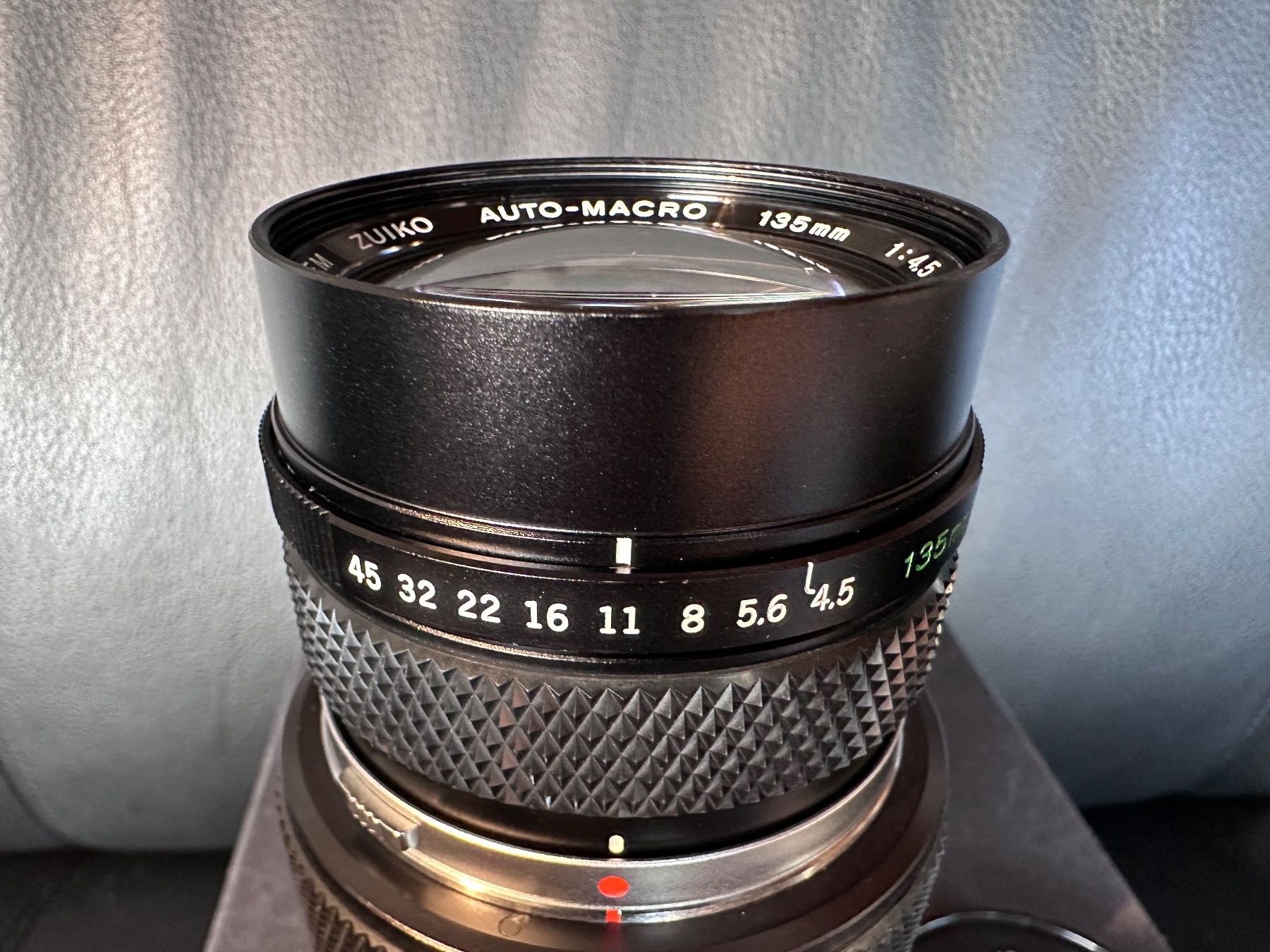 OLYMPUS OM Auto-Macro 4.5 / 135mm mit Auto-Makrotubus 65-116 (D ...