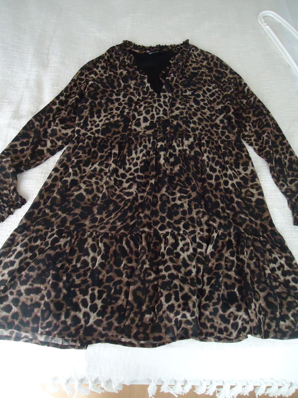 Vestiti: Kleid Leoprint Gr.40 – Usato da Benken SG venduto da Schnurzli1