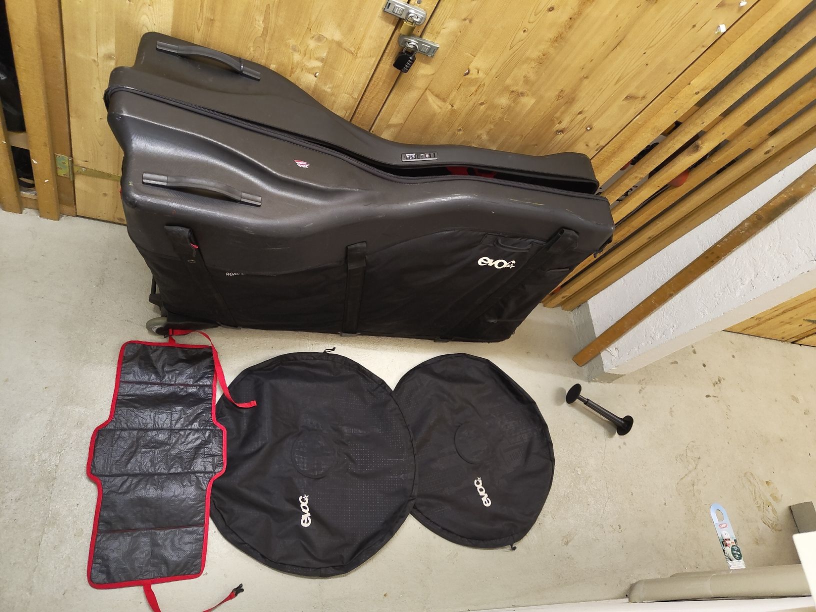 Evoc Valigie: VERMIETE EVOC Bike Bag Pro – Usato da Bern venduto da n.habegger 1