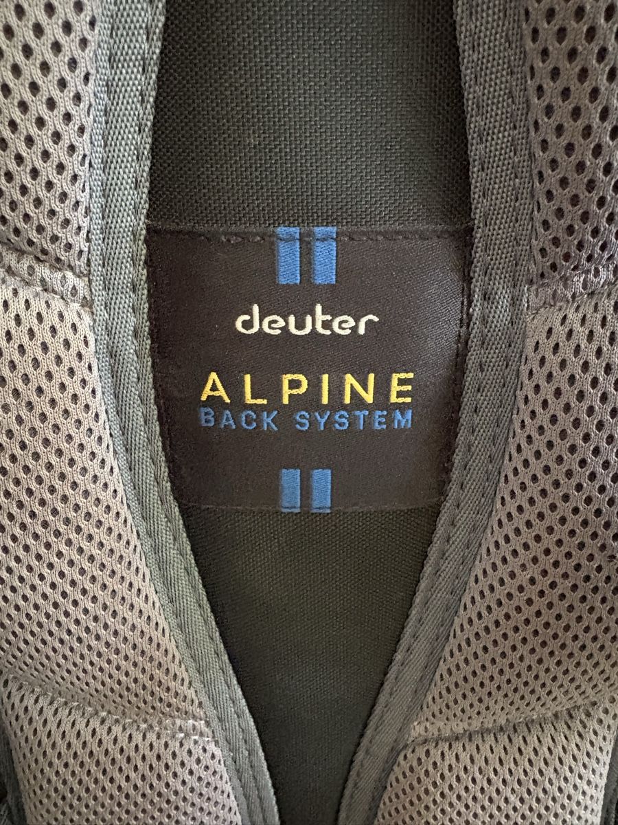 Deuter Sacs & sacs à dos: Rucksack Deuter Climber Alpine Back System H2O  – D'occasion à Binz par Pitchou76 3