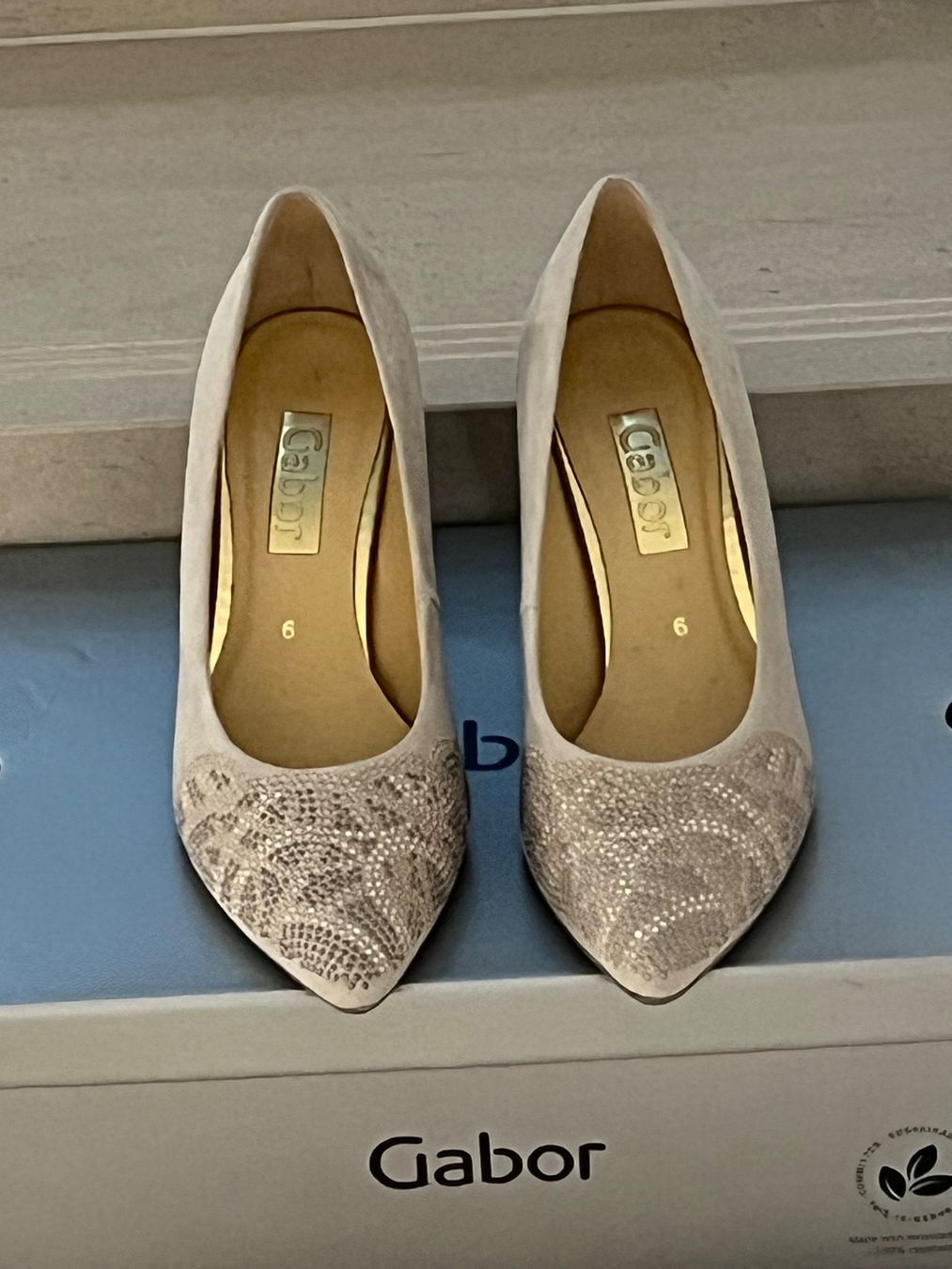 Gabor Scarpe da donna: Gabor Pumps Gr. 39 ( neu) – Nuovo (secondo la descrizione) da Luzern venduto da Sono2 2