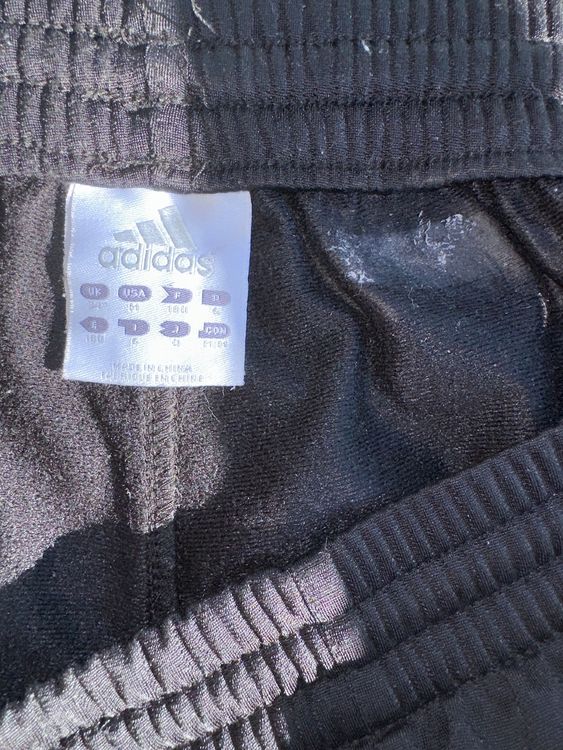 Adidas Hosen: Adidas Trainerhose Gr. 6 schwarz – Gebraucht aus St. Gallen von mai_gd7k 2