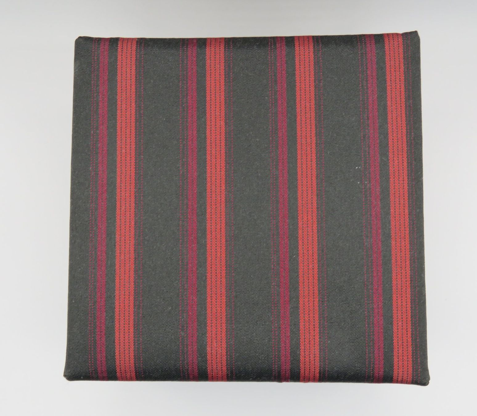 Cravatte: KRAWATTEN Set - 100% Silk - Neu in Box - Liquidation – Nuovo (secondo la descrizione) da Grenchen venduto da Yamahwildstar16 2