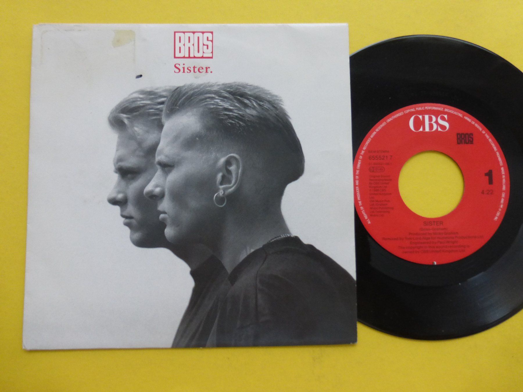 Dischi in vinile: Bros – Sister – Usato da Zürich venduto da Swiss57