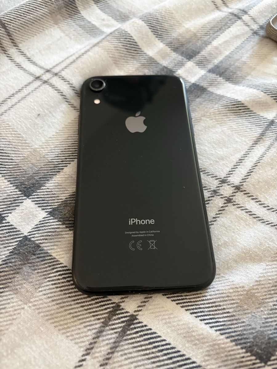 Apple Telefoni cellulari / Smartphones: iPhone XR Nero 64GB – Usato da Novazzano venduto da jen_hx8j 3