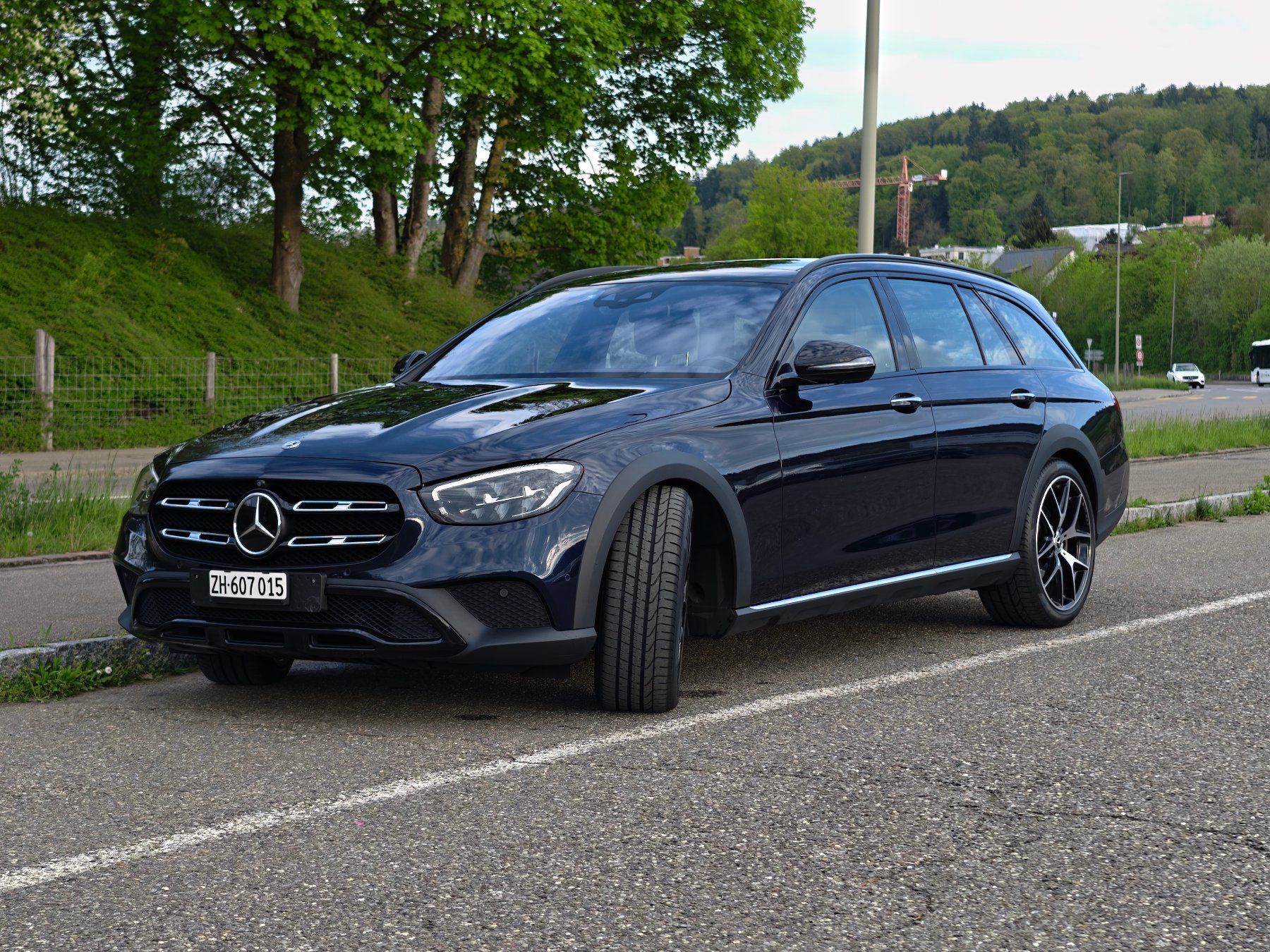 Mercedes-Benz Autos: Mercedes-Benz E400d 4Matic AllTerrain – Gebraucht aus Regensdorf von Ventec