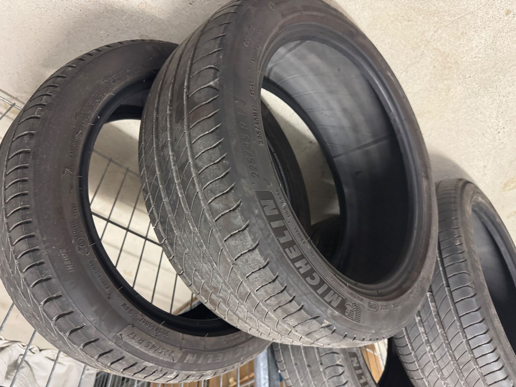 Michelin Pneus & Kompletträder: MICHELIN Primacy 4 225/45 R17 94V – Gebraucht aus Pratteln von rit_mg9s 4