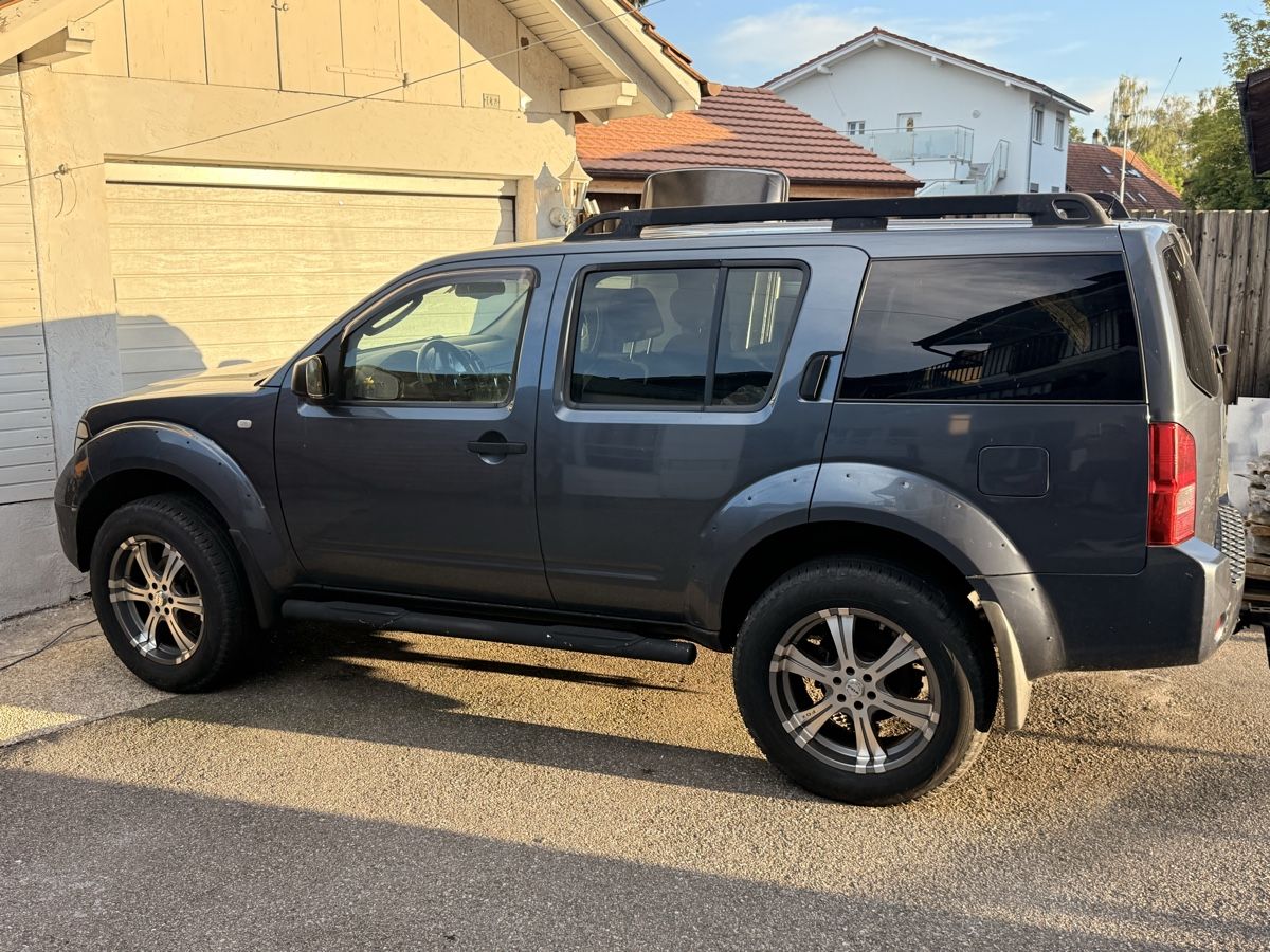 Nissan Autos: Nissan Pathfinder  – D'occasion à Deitingen par Djlion 1