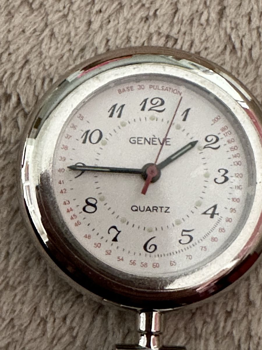 Orologi: Geneve Krankenschwester Uhr – Usato da Herbriggen venduto da Sehrazade 4