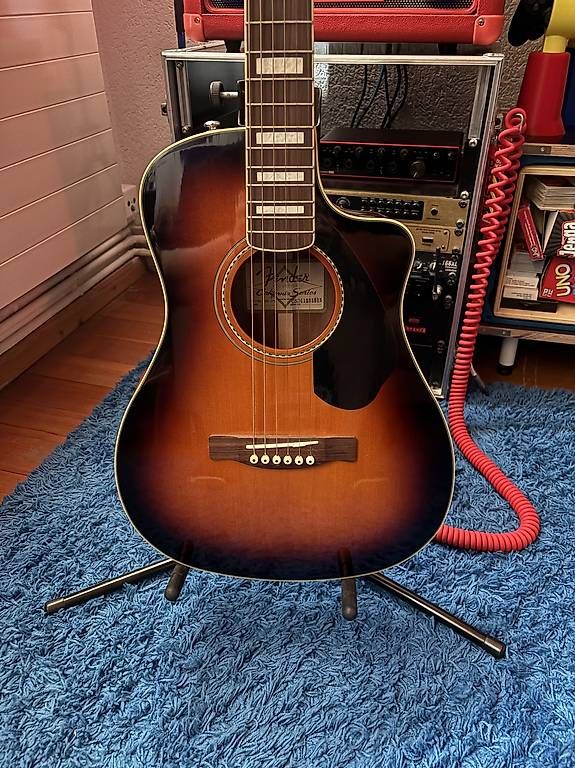 Instruments de musique: Fender Malibu – D'occasion à Ormalingen par McFlurry1973 1