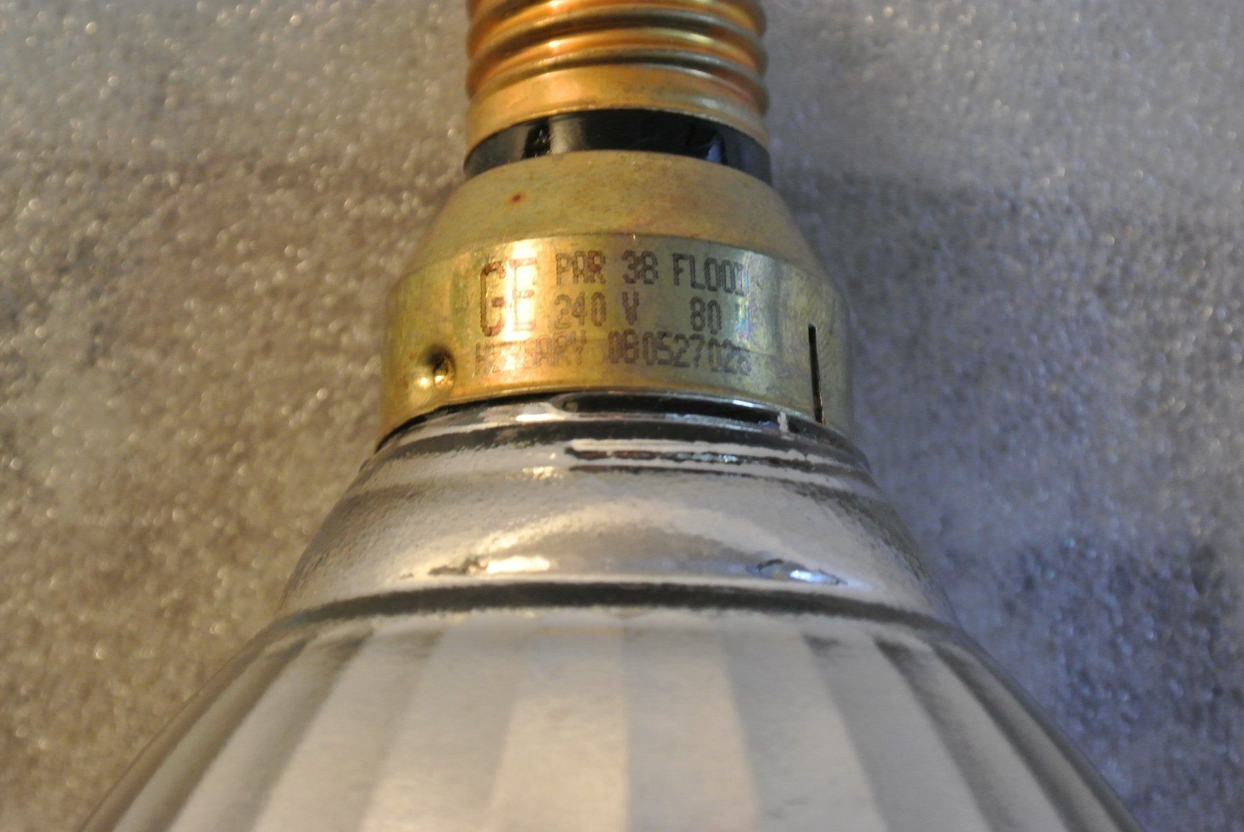 Lampen: Reflektorlampe-orange – Gebraucht aus Horgen von Goros 1