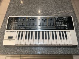 Roland GAIA SH-01 Synthesizer