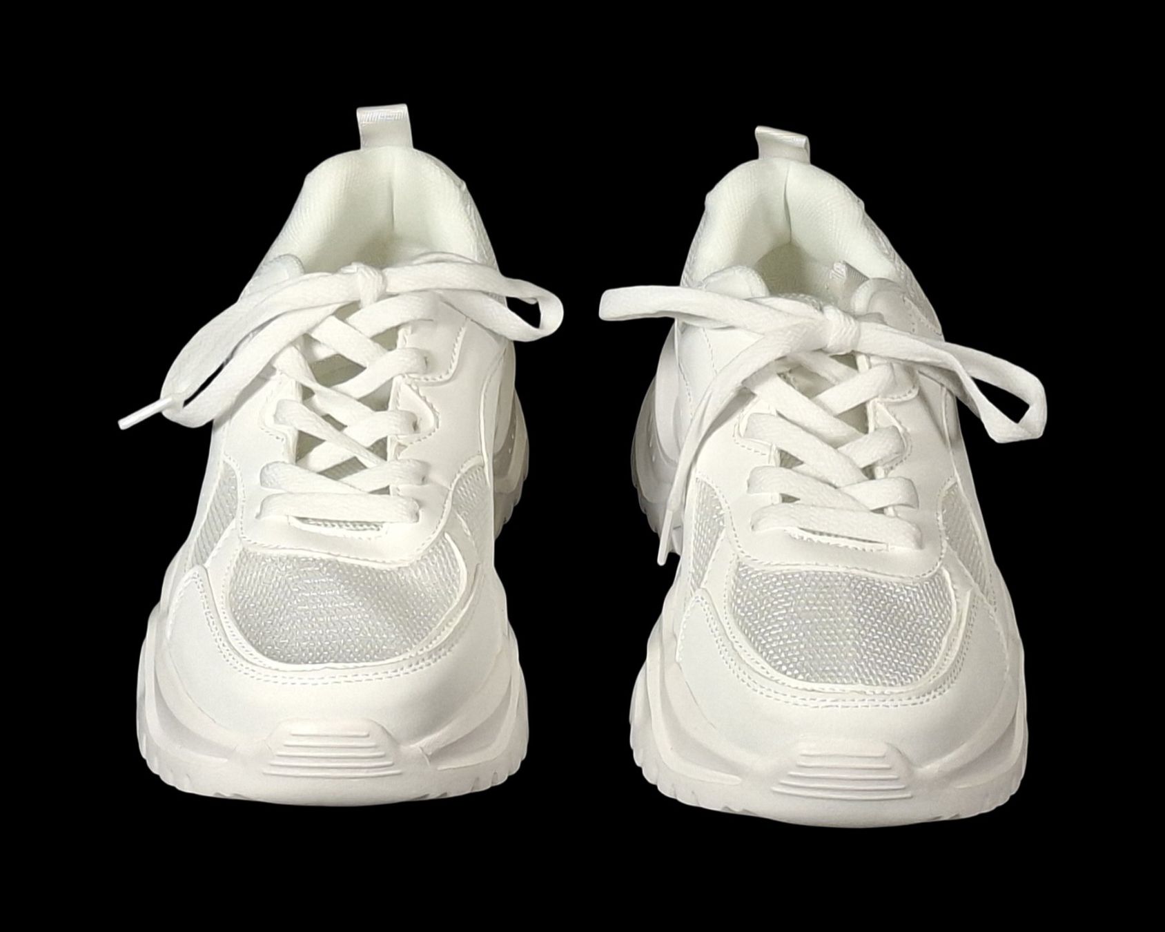 Scarpe da donna: Turnschuhe weiss Gr38 – Nuovo (secondo la descrizione) da Wil SG venduto da Restwert_Wil