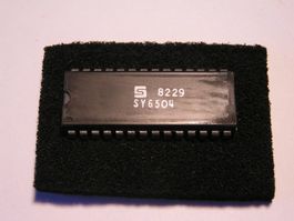 obsoleter Mikroprozessor  SY6504