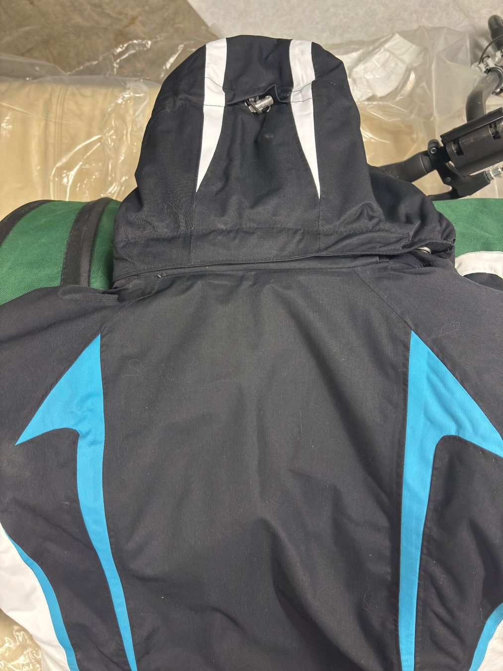 Killtec Giacche: Killtec Skijacke Level 10 Damen Gr. 42 – Usato da Sonterswil venduto da VD-Service 6