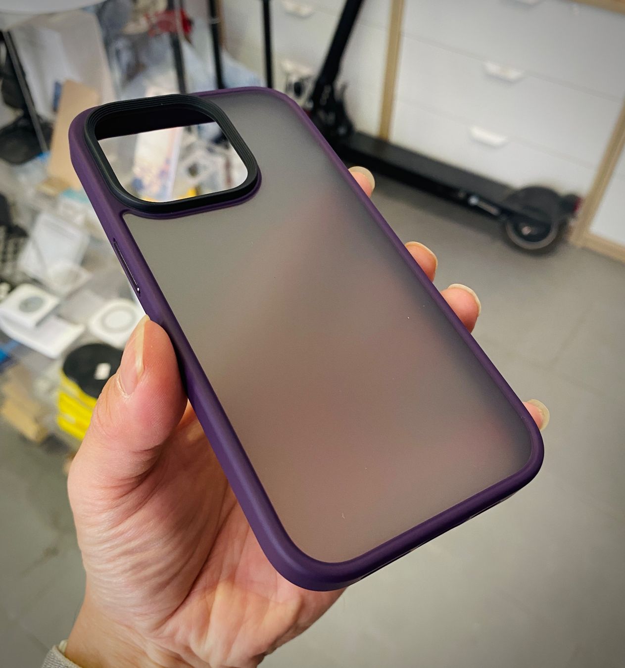 Cover & Protezioni schermo: coque iphone 14 pro/ pro Max cadre violet – Nuovo e nell'imballaggio originale da Morges venduto da DigiAC