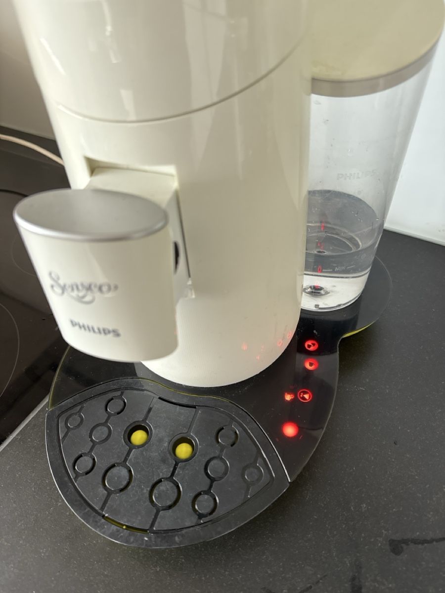 Senseo Machines à café & Machines à expresso: Senseo Coffee machine – D'occasion à Thalwil par mal_z9zk 1