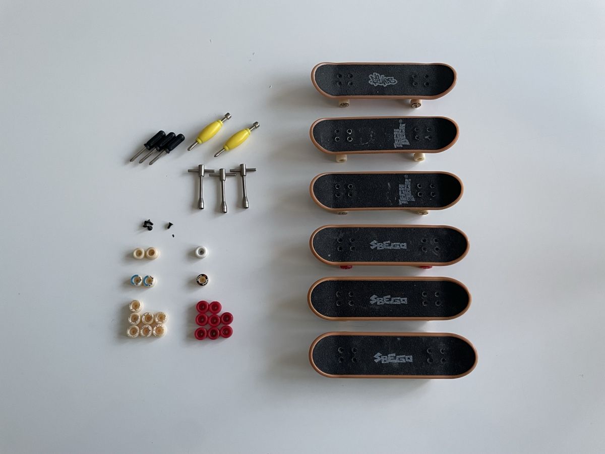 Giocattoli: Fingerboards inkl Zubehör – Usato da Düdingen venduto da grfleisch