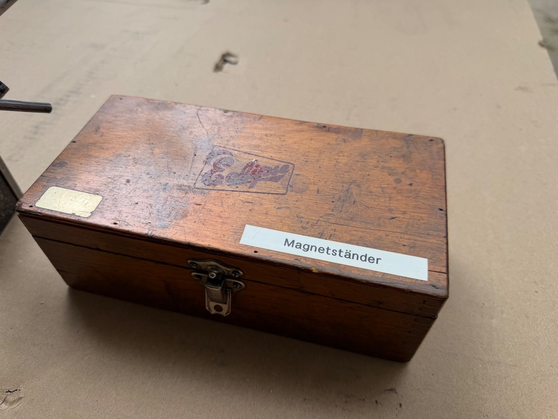 Misurare: Magnetfuss Messstativ mit Holzkasten, Marke Eclipse – Usato da Necker venduto da liq24 2