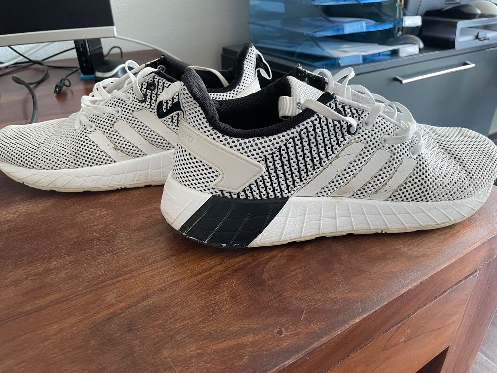 harga adidas yeezy boost 350 v2 zebra