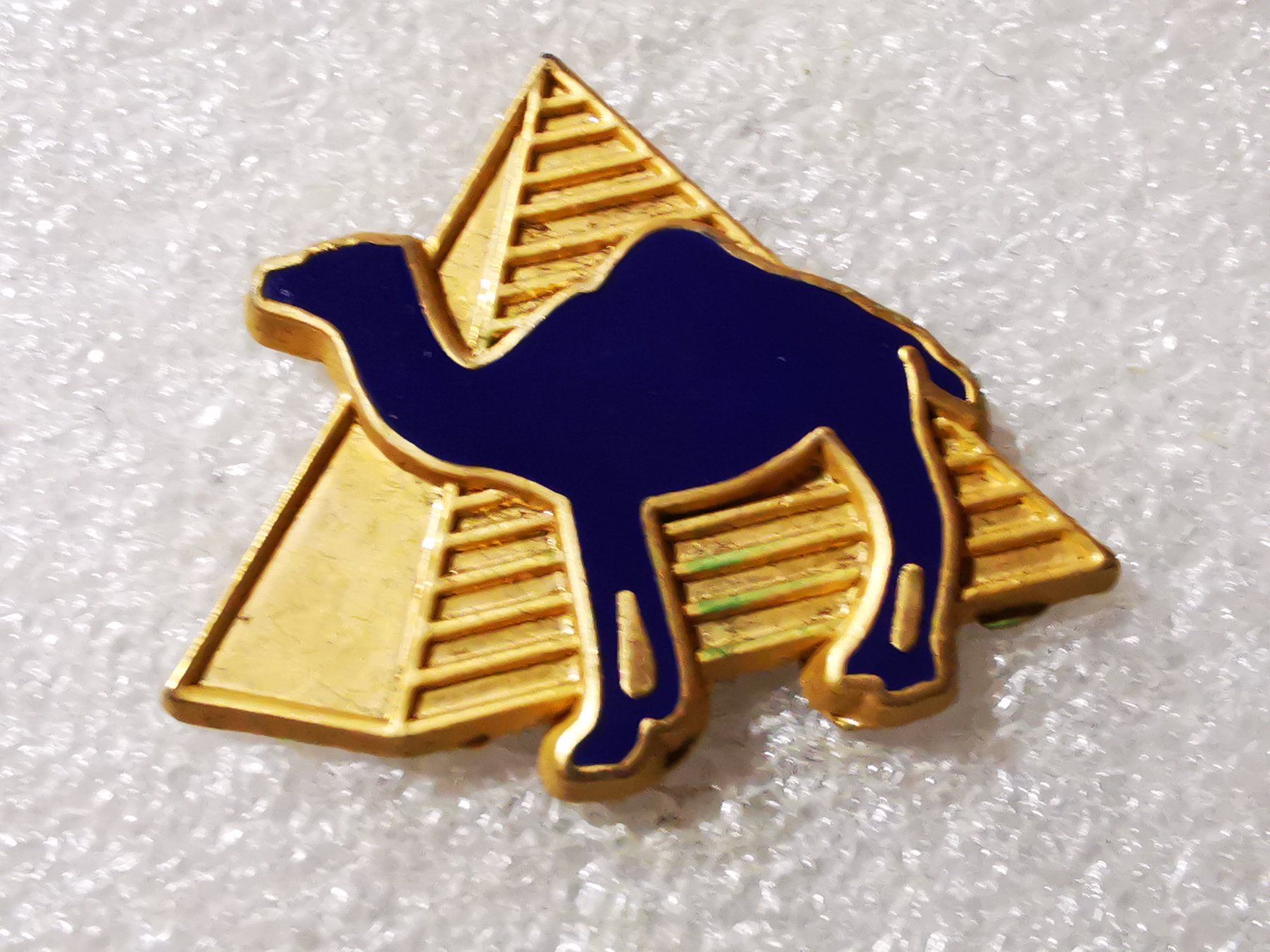 Placchette & Badge: Ansteckpin 190: Camel – Usato da Oppligen venduto da Pin-Fall-Shop