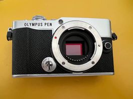 Olympus/OM System PEN E-P7 Body wie neu, OVP