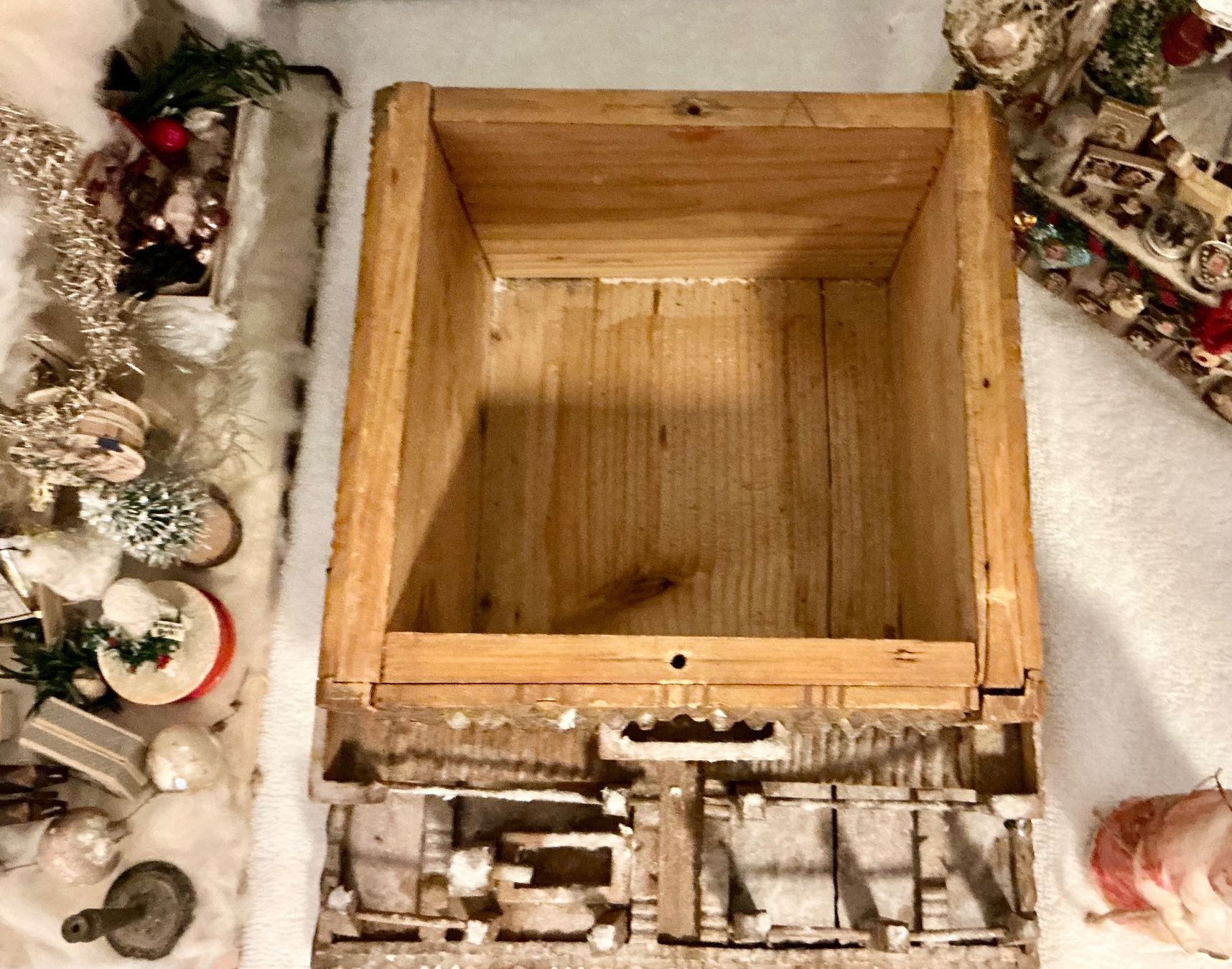 Toutes les décorations: URALTES HOLZHÄUSCHEN 1920 – D'occasion à Zell LU par Silvermemory 5