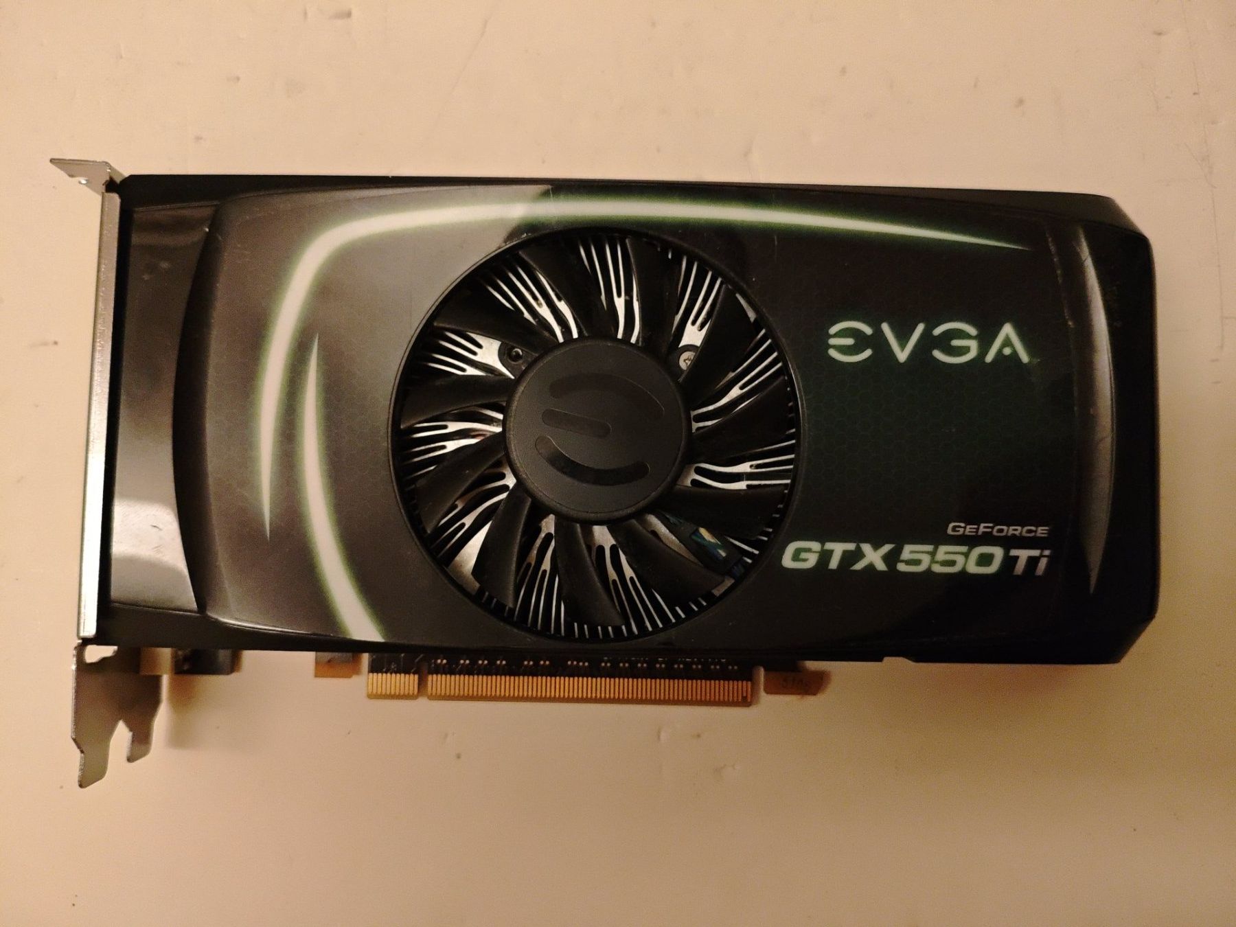 Nvidia Schede grafiche: EVGA GeForce GTX 550 Ti  . Lüfter defekt – Difettoso da Dübendorf venduto da tho_v2cs