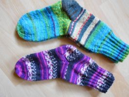 2 Paar Wollsocken Gr 36/37 Handgestrickt