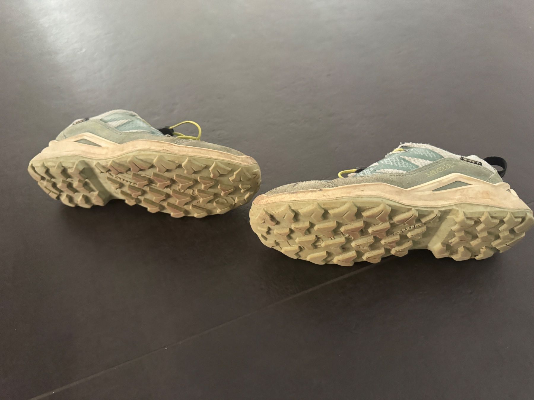 Lowa Scarpe per ragazzi: Lowa Trekkingschuhe Goretex Gr. 36 – Usato da Münsingen venduto da Sabine87 1