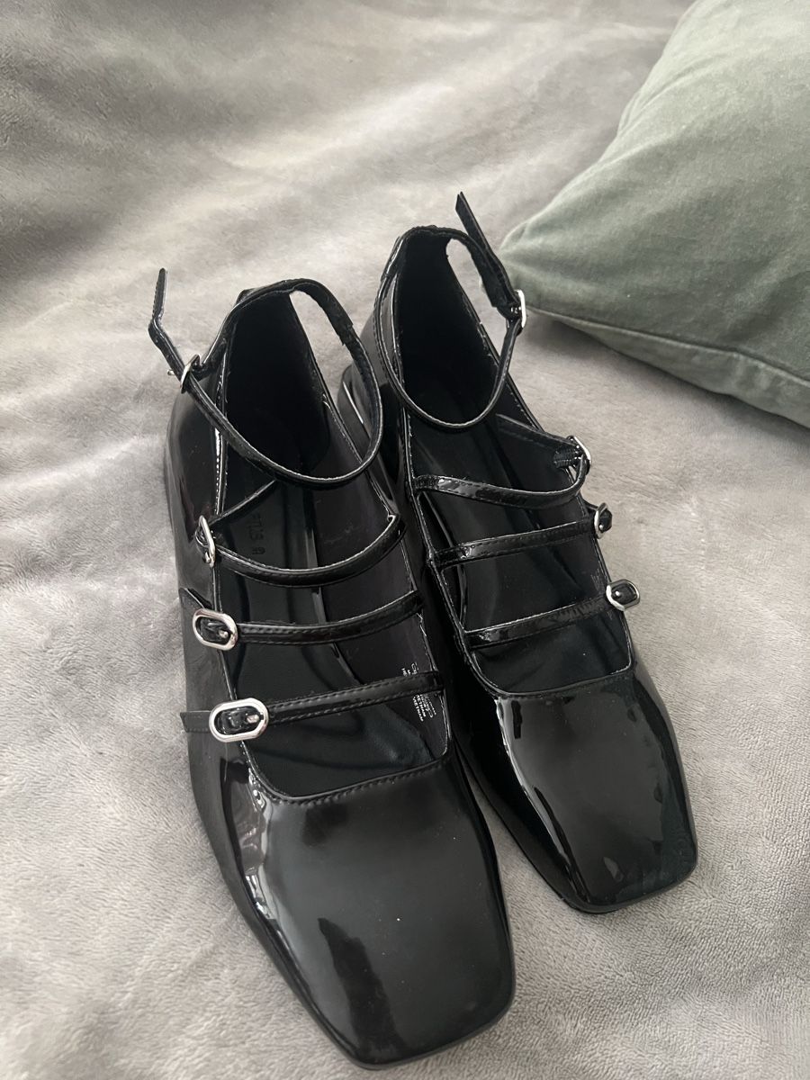 Stradivarius Scarpe da donna: Lack-Ballerinas Mary Jane Grösse 39 – Nuovo (secondo la descrizione) da Bern venduto da kaeffy 2
