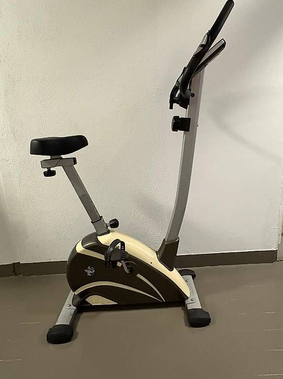 Vélos d'appartement: Vélo fitness – D'occasion à Farvagny-le-Petit par sve_2wt2 3