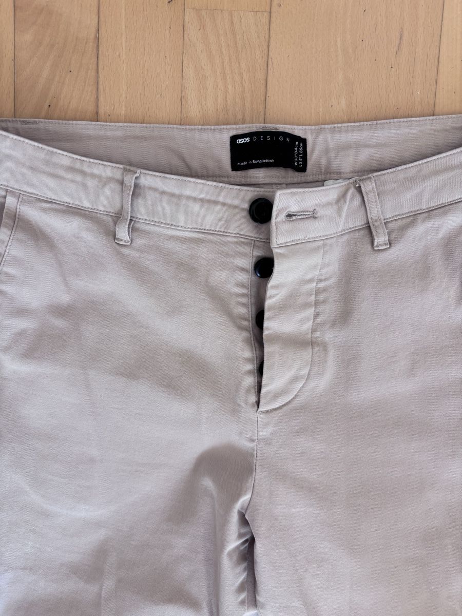 Asos Pantaloni: ASOS Design Chinos, W33 L34, Beige – Nuovo (secondo la descrizione) da Zürich venduto da Grothschild 2