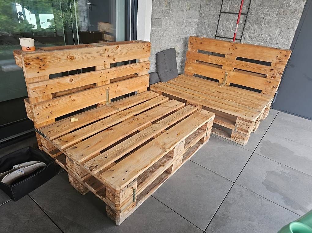 Sofas: Palette divanetto – Gebraucht aus Cadempino von Ciciuz 1
