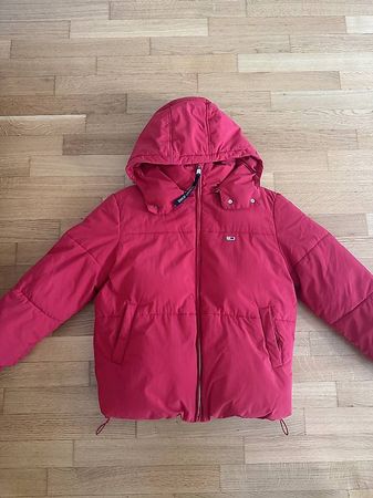 Rote Winterjacke (Tommy Hilfiger)  Grösse S/M
