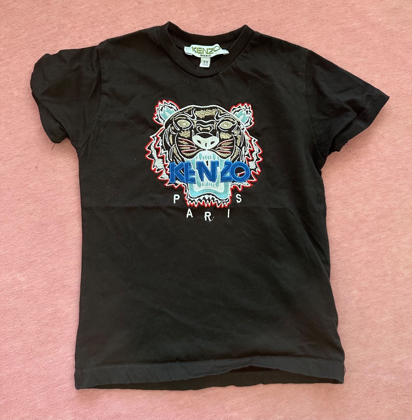 Kenzo Hemden, T-Shirts & Polos: T-Shirt Kenzo – Gebraucht aus Dürrenroth von tvy_bh56