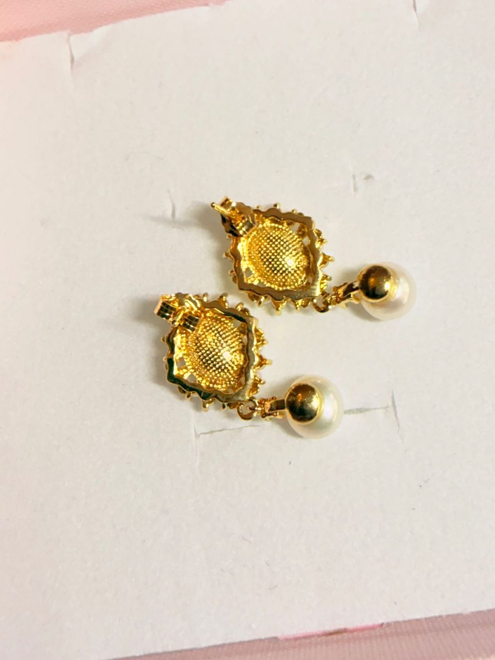 Orecchini pendenti & Orecchini a lobo: Boucles d’oreilles Perle et Saphir – Nuovo e nell'imballaggio originale da St-Maurice venduto da Sandrinette123 4